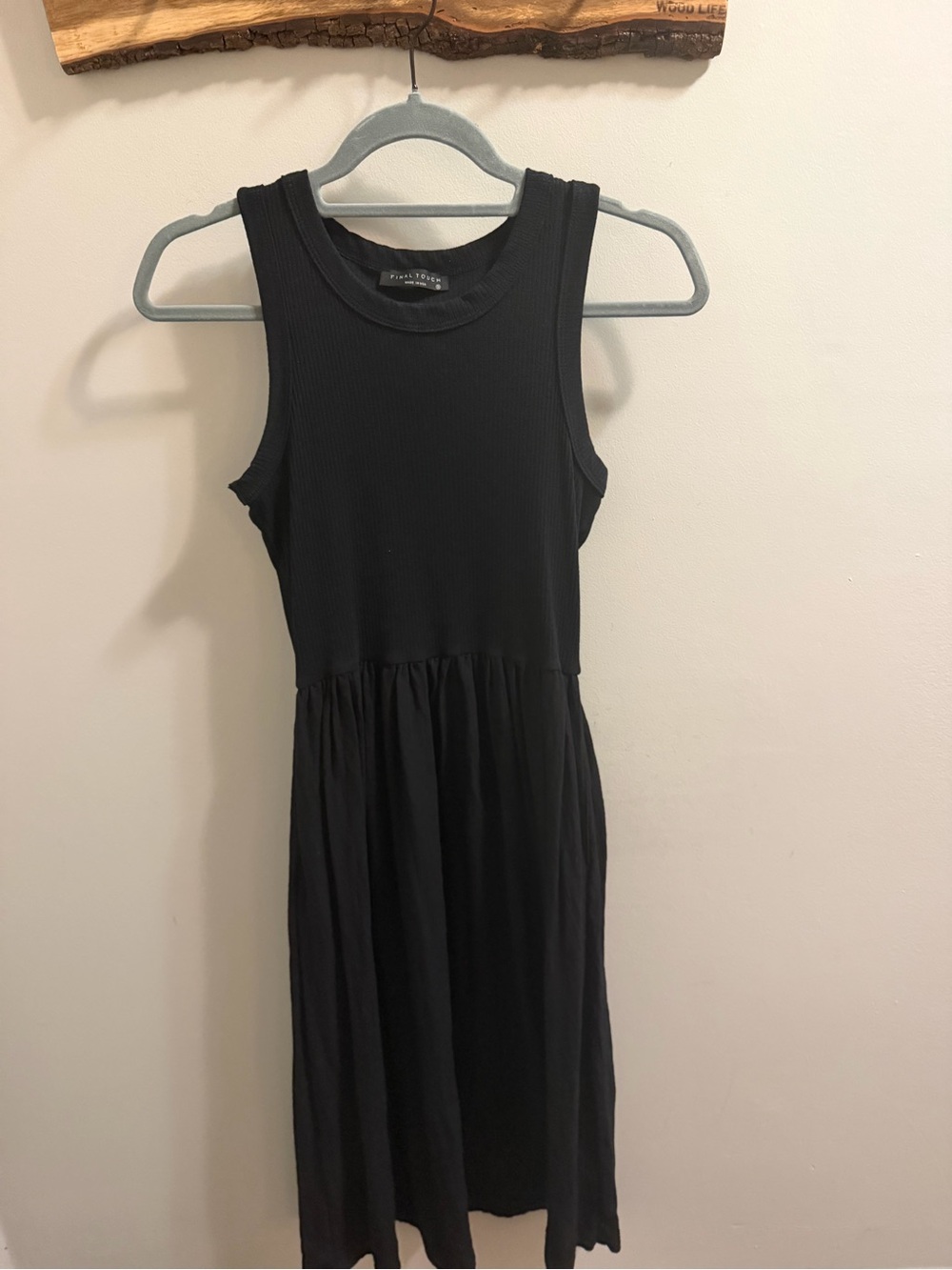 Black Women’s Sleeveless Dress-Small